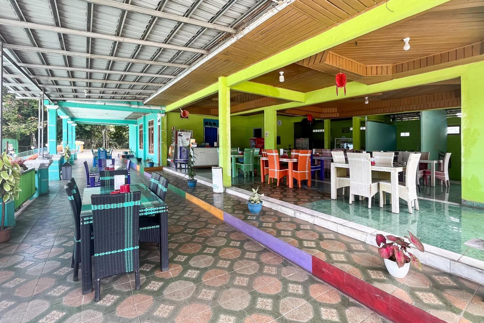 Reddoorz At Villa Waterfun Favour Pagar Alam Pagaralam Экстерьер фото