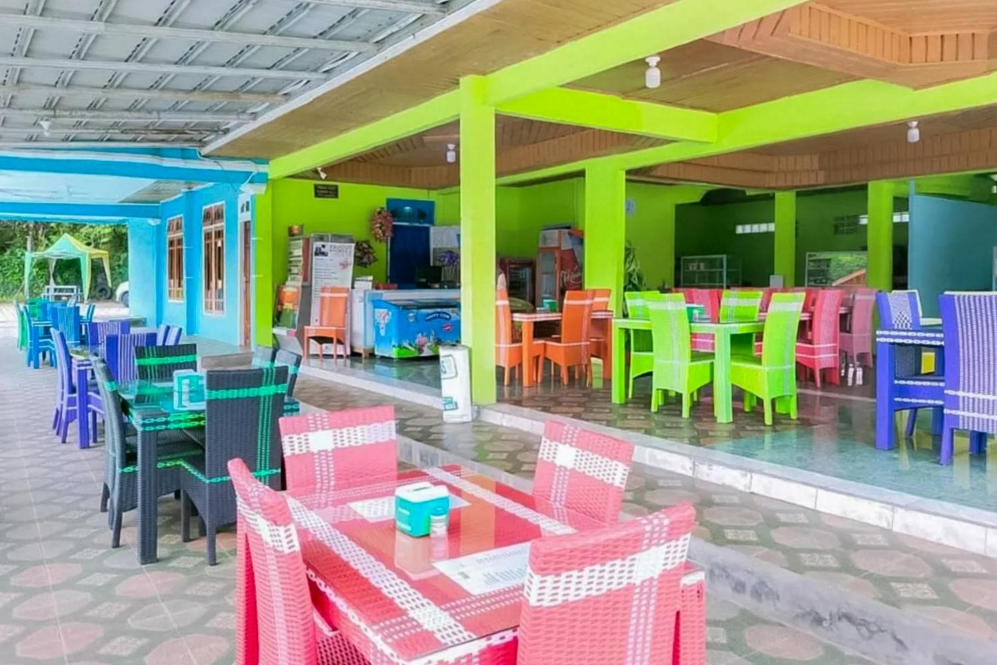 Reddoorz At Villa Waterfun Favour Pagar Alam Pagaralam Экстерьер фото